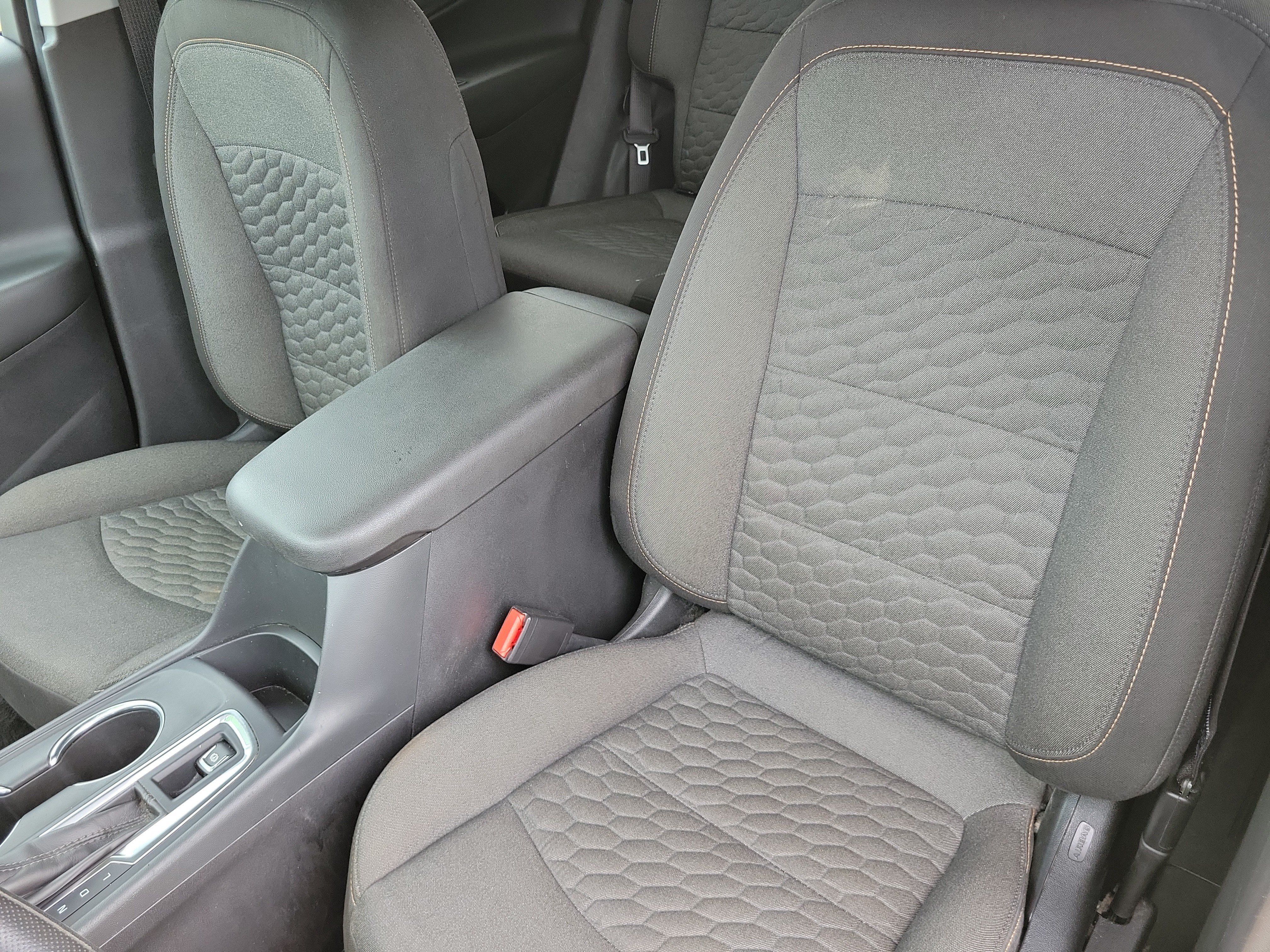 Used 2020 Chevrolet Equinox LT FWD image 10