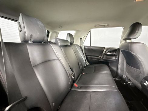 Certified 2023 Toyota 4Runner TRD Off-Road Premium image 40