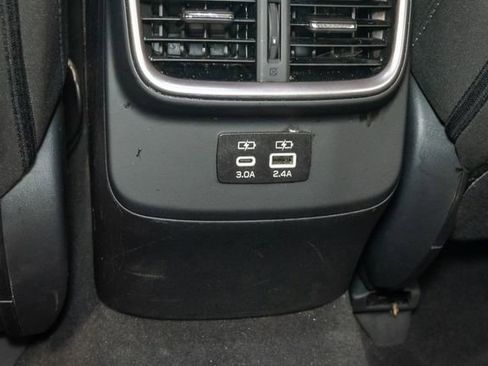 Used 2025 Subaru Legacy Premium AWD/4WD image 23