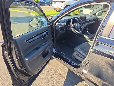 Used 2024 Honda CR-V Sport Touring image 10