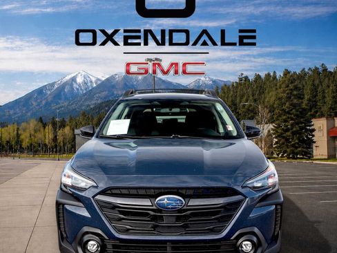 Used 2024 Subaru Outback Premium AWD/4WD image 1