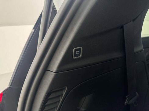 New 2026 Chrysler Pacifica Select image 35