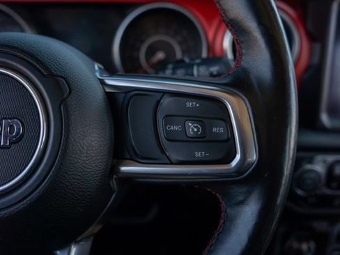 Used 2018 Jeep Wrangler Unlimited Rubicon AWD/4WD image 18