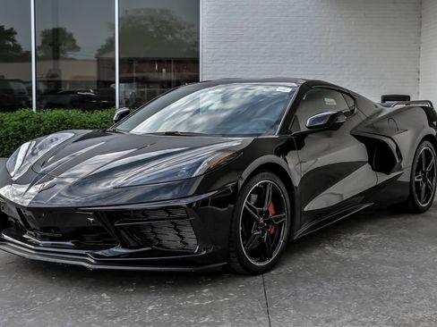Used 2023 Chevrolet Corvette Stingray Preferred Cpe w/ Z51 Performance Package RWD image 6