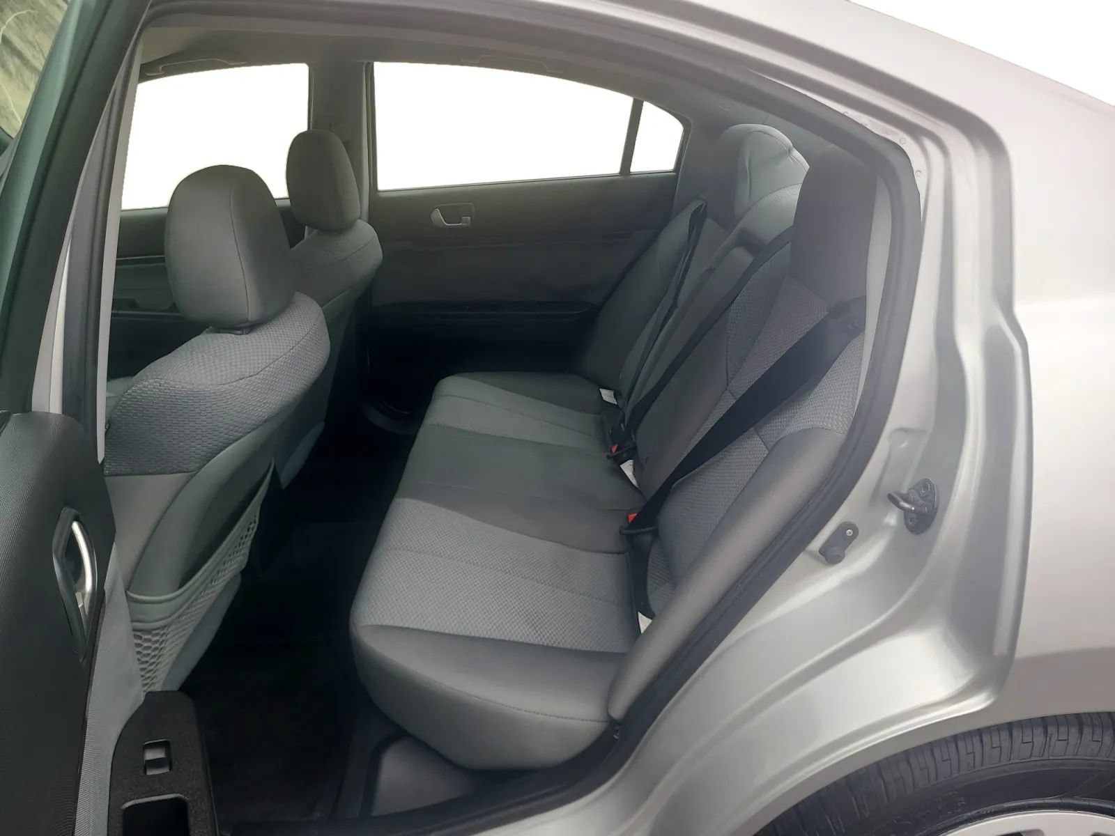 Used 2011 Mitsubishi Galant ES FWD image 18