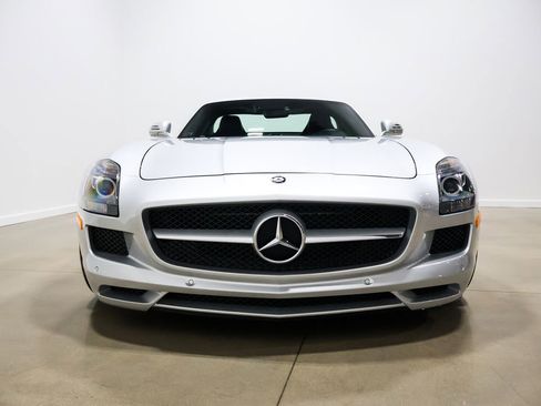 Used 2012 Mercedes-Benz SLS AMG Coupe image 16