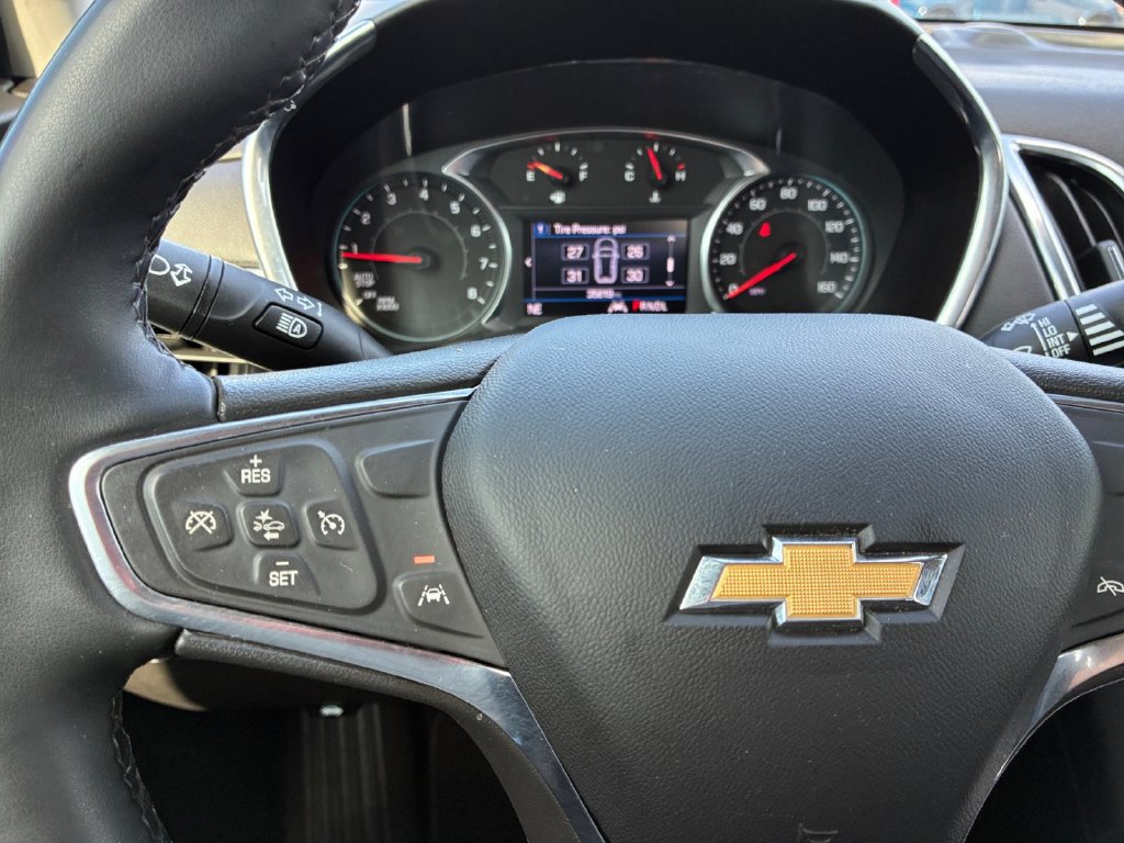 Used 2023 Chevrolet Equinox LT FWD image 11