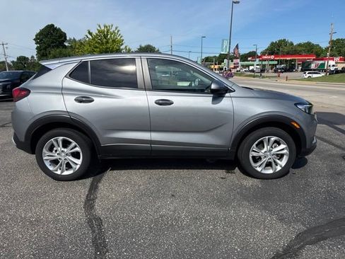 Used 2023 Buick Encore GX Preferred w/ Cold Weather Comfort Package AWD/4WD image 6