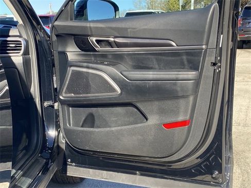 Used 2024 Kia Telluride LX image 27