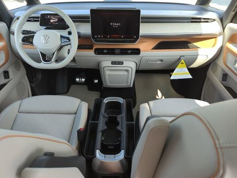 New 2025 Volkswagen ID. Buzz 1st Edition image 18