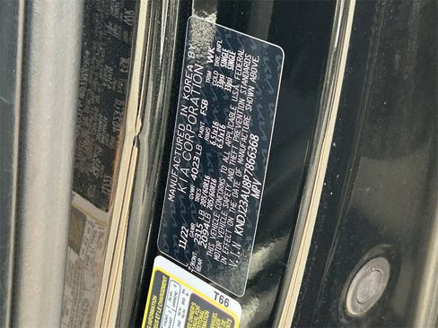 Used 2023 Kia Soul LX image 29