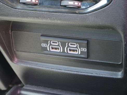 Used 2023 Jeep Grand Cherokee L Laredo AWD/4WD image 31