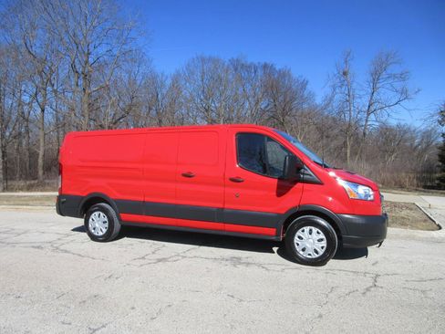 Used 2018 Ford Transit 350 148 Low Roof w/ Exterior Upgrade Package image 4