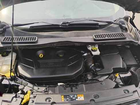 Used 2014 Ford Escape SE image 31