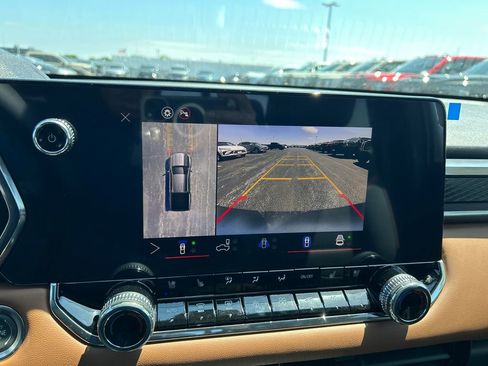 New 2026 GMC Canyon AT4 w/ Technology Plus Package AWD/4WD image 27