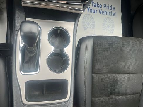 Used 2019 Jeep Grand Cherokee Altitude image 29