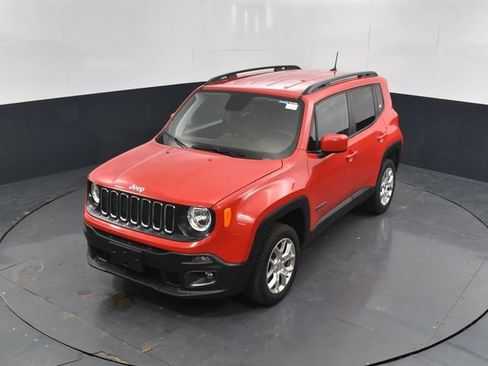 Used 2018 Jeep Renegade Latitude image 30