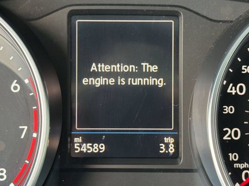 Used 2021 Volkswagen Tiguan S FWD image 19