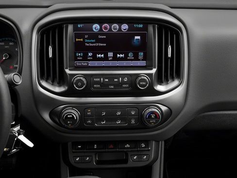 Used 2018 Chevrolet Colorado Z71 AWD/4WD image 13