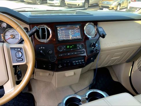 Used 2008 Ford F250 Lariat AWD/4WD image 6
