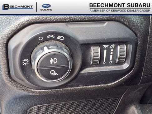 Used 2022 Jeep Gladiator Sport w/ Trailer Tow Package AWD/4WD image 12