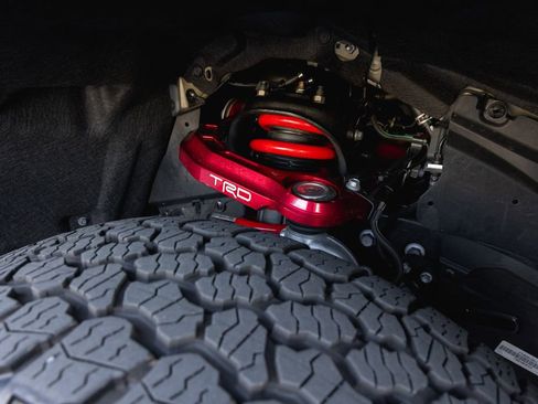 Used 2025 Toyota Tacoma TRD Pro AWD/4WD image 10