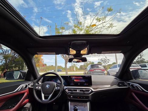 Used 2023 BMW i4 eDrive35 w/ Premium Package image 19