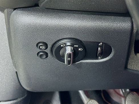 Used 2015 MINI Cooper S image 10