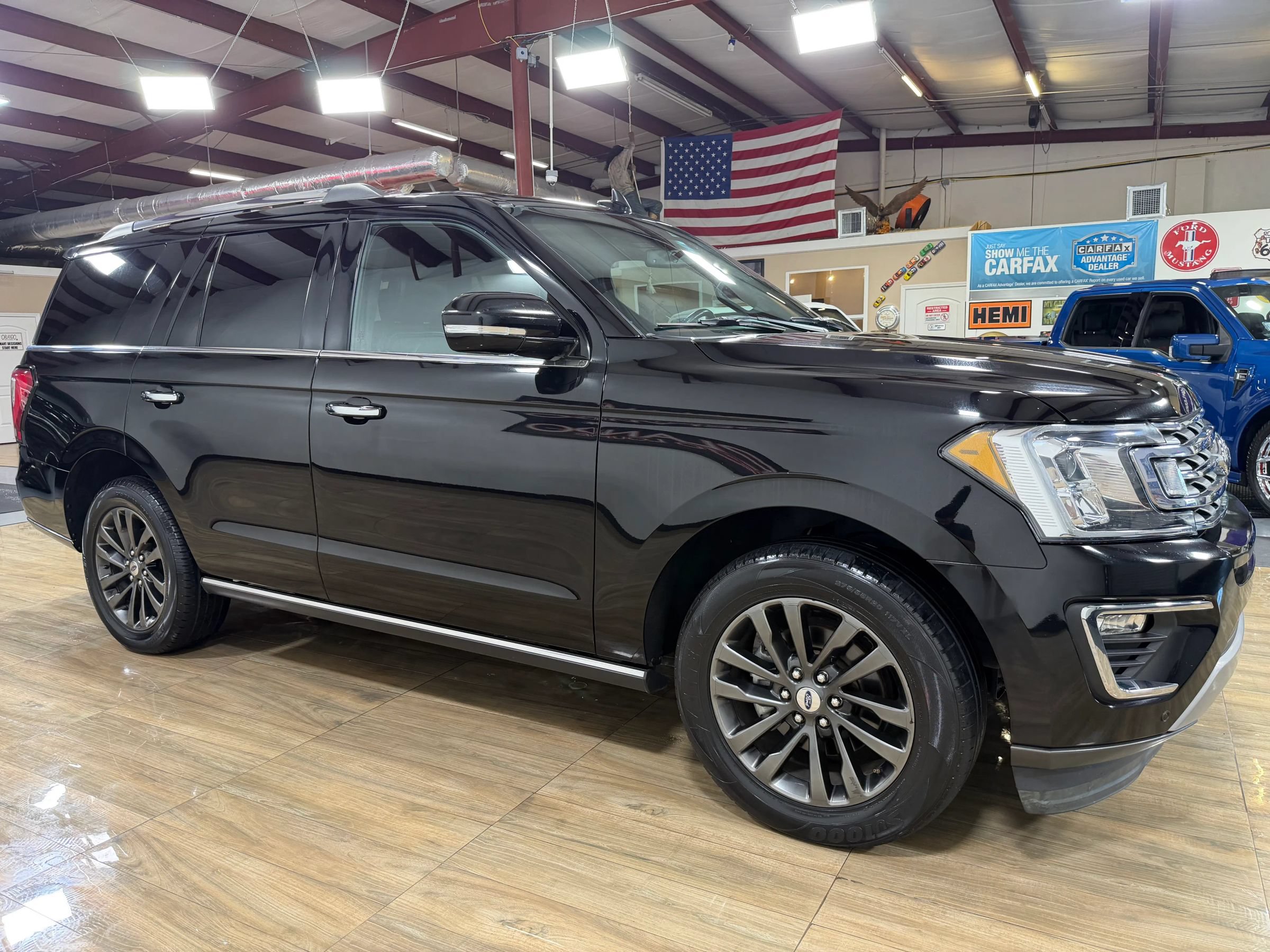 Used 2020 Ford Expedition Limited RWD image 4