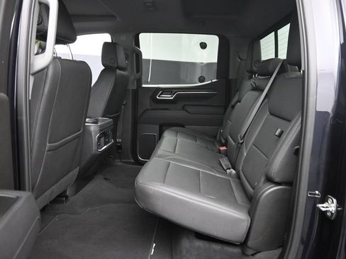 Used 2025 GMC Sierra 1500 SLT w/ SLT Premium Plus Package AWD/4WD image 12