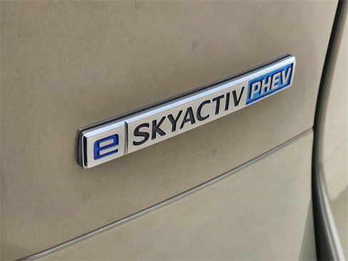 Used 2025 MAZDA CX-70 Plug-In Hybrid w/ Premium Plus image 10