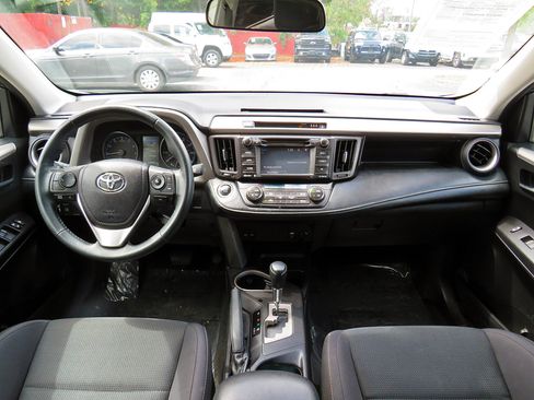 Used 2018 Toyota RAV4 XLE w/ Plus Extra Value Package image 23