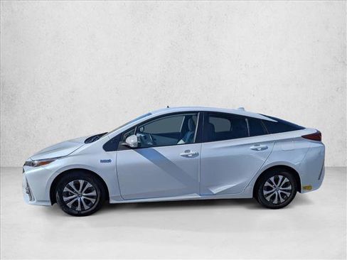 Used 2022 Toyota Prius Prime Limited FWD image 10
