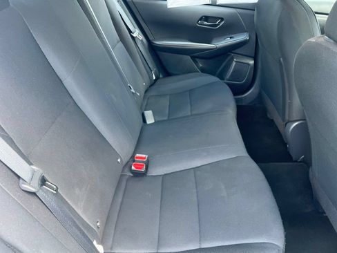 Used 2024 Nissan Sentra S FWD image 28