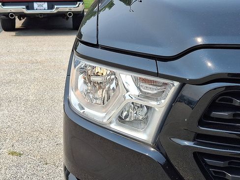 Used 2022 RAM 1500 Big Horn AWD/4WD image 28