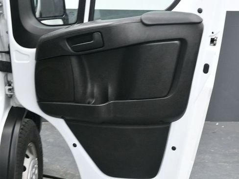 Used 2023 RAM ProMaster 2500 FWD image 9