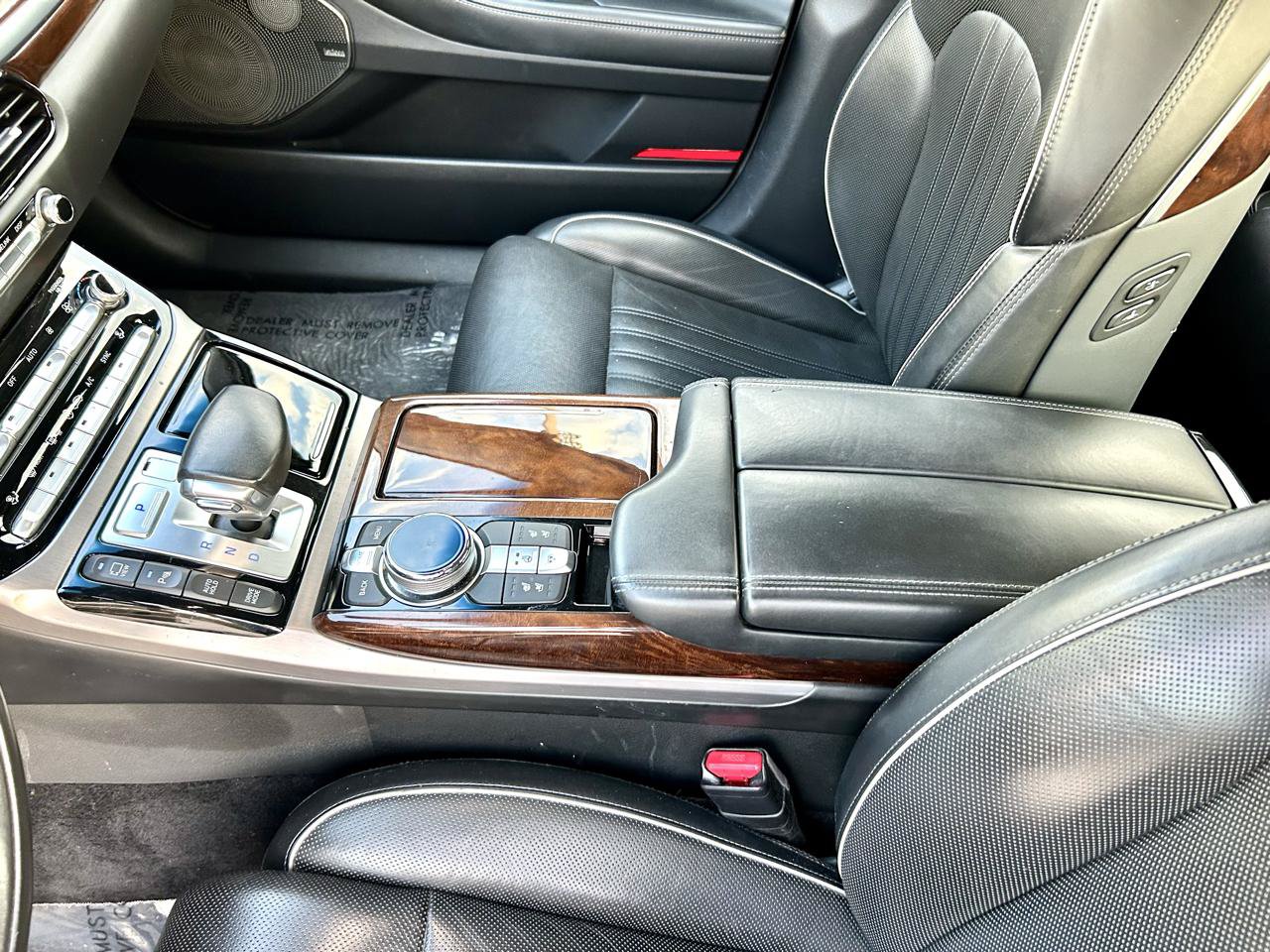 Used 2017 Genesis G90 5.0 Ultimate AWD/4WD image 11