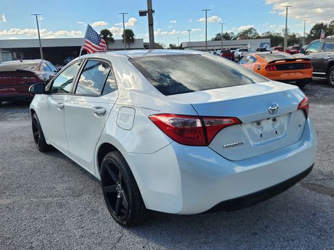 Used 2019 Toyota Corolla LE image 6