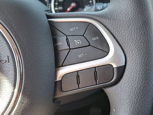 Certified 2023 Jeep Renegade Latitude image 20