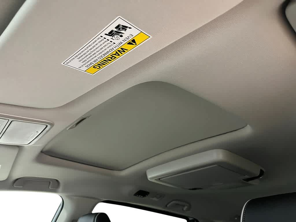 New 2027 Honda Odyssey Touring image 24