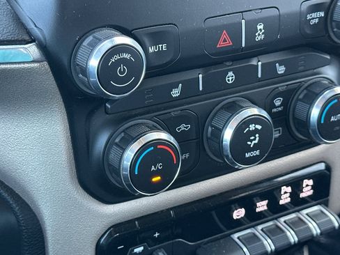 Used 2021 RAM 2500 Laramie image 29