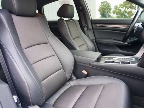 Used 2022 Honda Accord Sport image 8