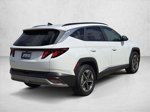 Used 2025 Hyundai Tucson SEL FWD image 5