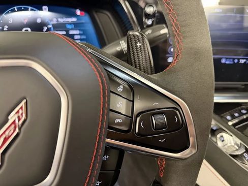 Used 2023 Chevrolet Corvette Z06 RWD image 23