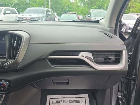 Used 2023 GMC Terrain AT4 AWD/4WD image 10