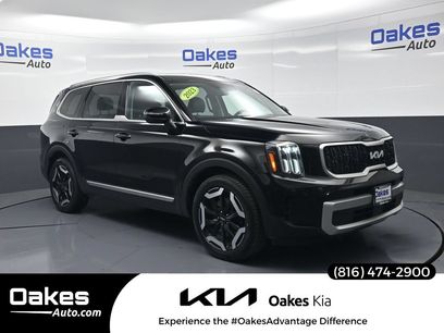 Used 2023 Kia Telluride EX w/ EX Captain's Chair Package