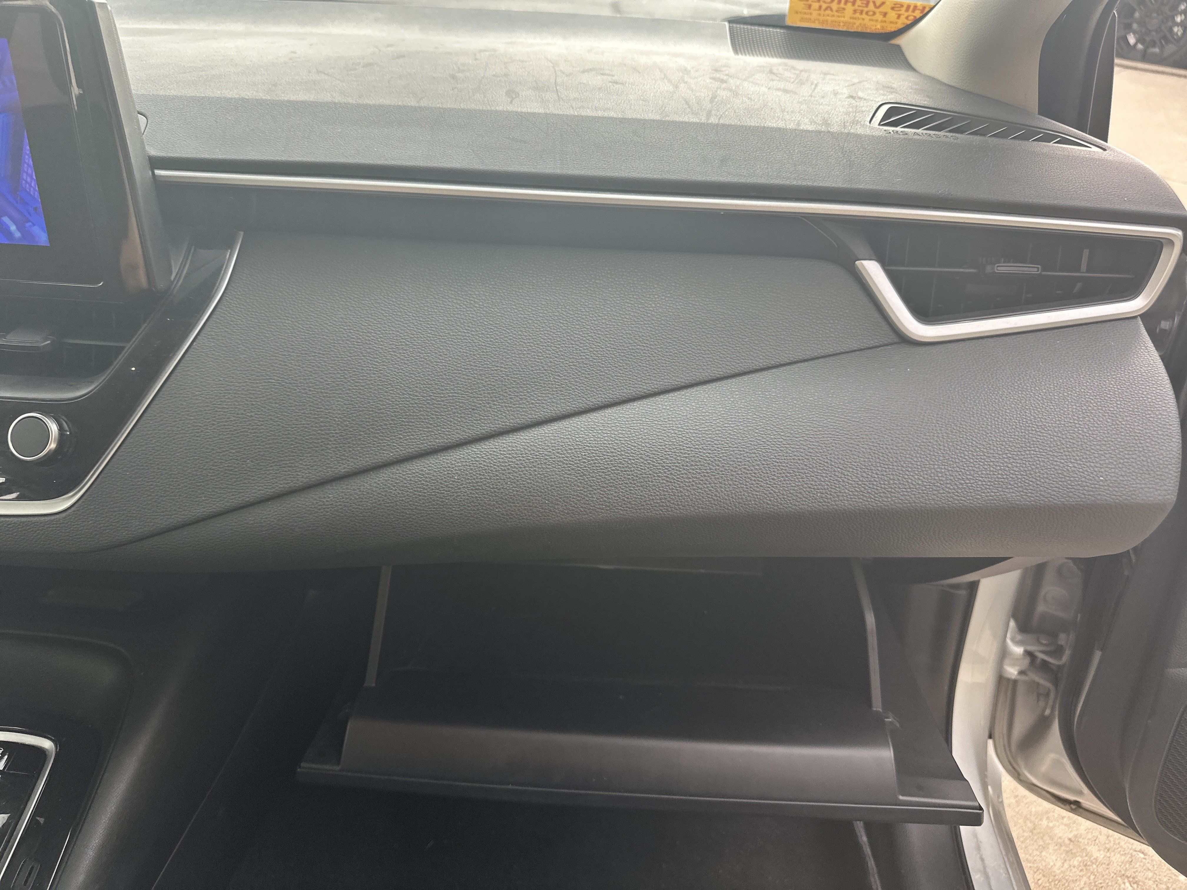 Used 2025 Toyota Corolla LE FWD image 26