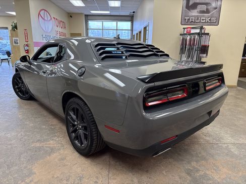 Used 2023 Dodge Challenger GT w/ Plus Package image 8