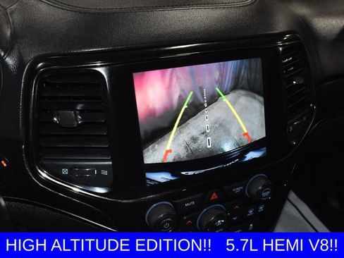 Used 2021 Jeep Grand Cherokee High Altitude AWD/4WD image 16