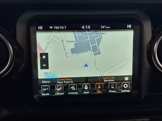 Used 2022 Jeep Wrangler Unlimited Sahara AWD/4WD video 2